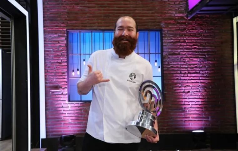 MasterChef şampiyonu Eren Kaşıkçı'nın cansız bedenini bulan arkadaşı konuştu. "Eşi ulaşamayınca bizi aradı"